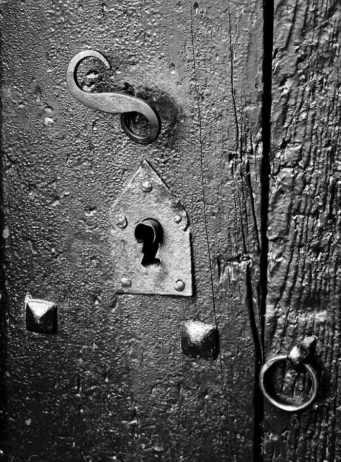 Keyhole Photograph by Pablo Lopez