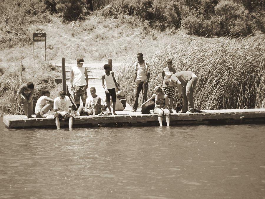 Kids at Lake Chabot Photograph by Hiroko Sakai