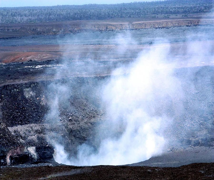 Kilauea Crater Eruption Photograph by Karen Nicholson