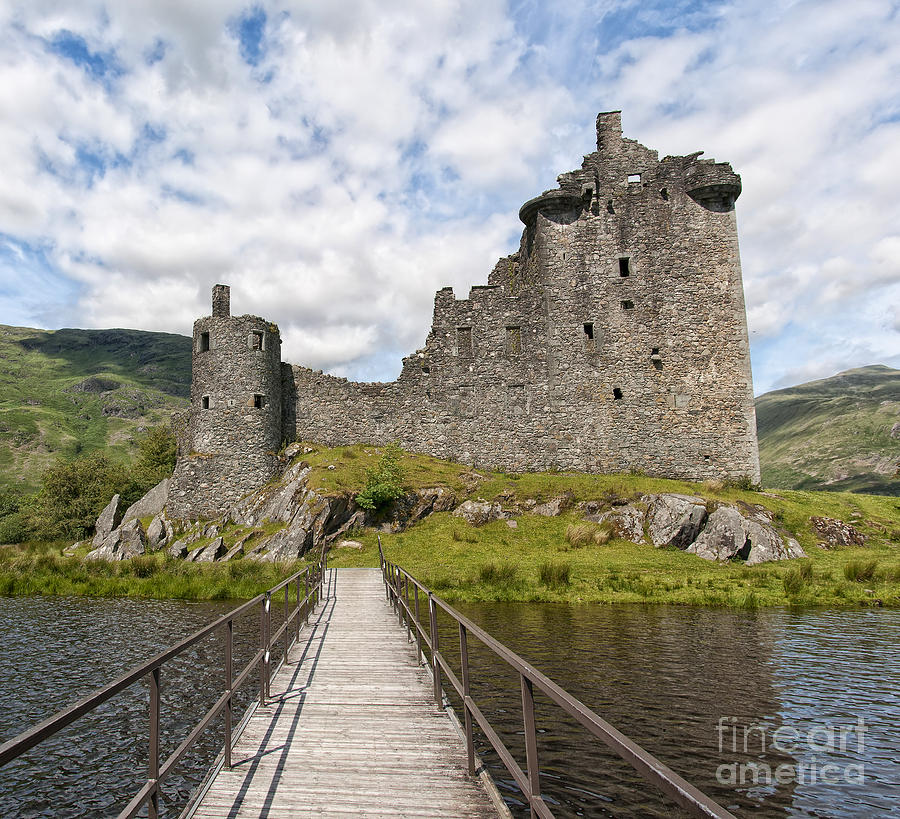 Kilchurn Castle from pier Photograph by Antony McAulay