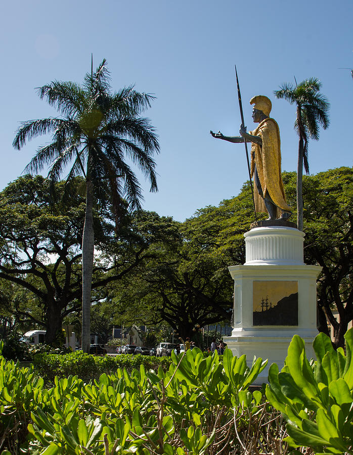 King Kamehameha Statue Photograph by Charles Malefyt