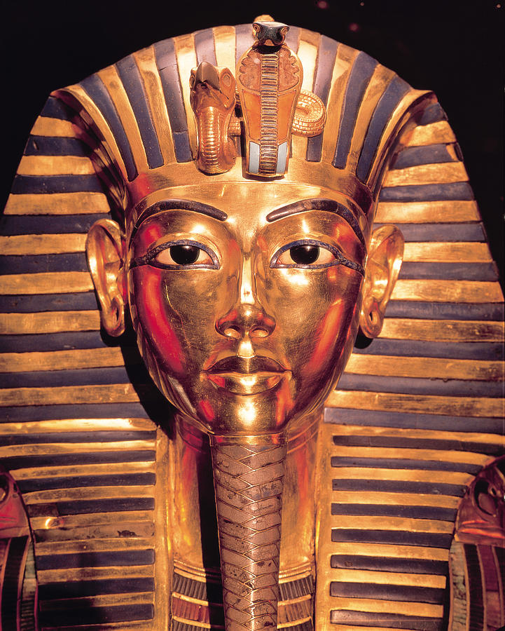 King Tutankahmen Gold Death Mask Photograph by Brian Brake