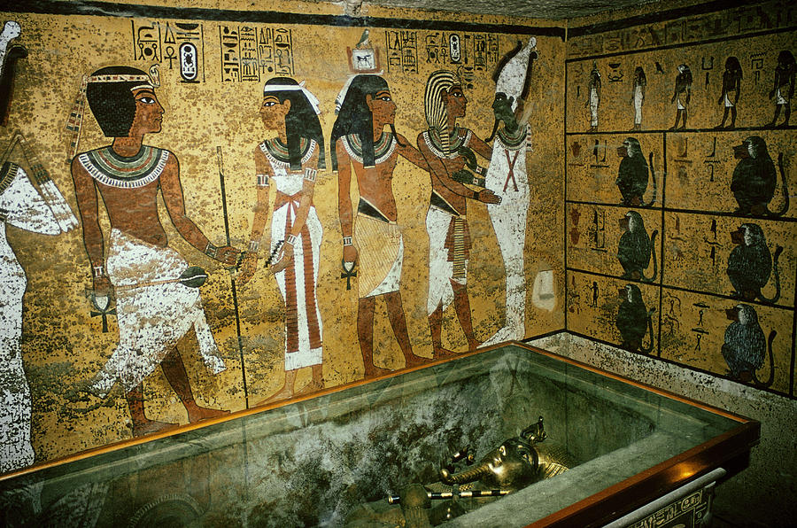 King Tutankhamuns Tomb Painting by George Holton