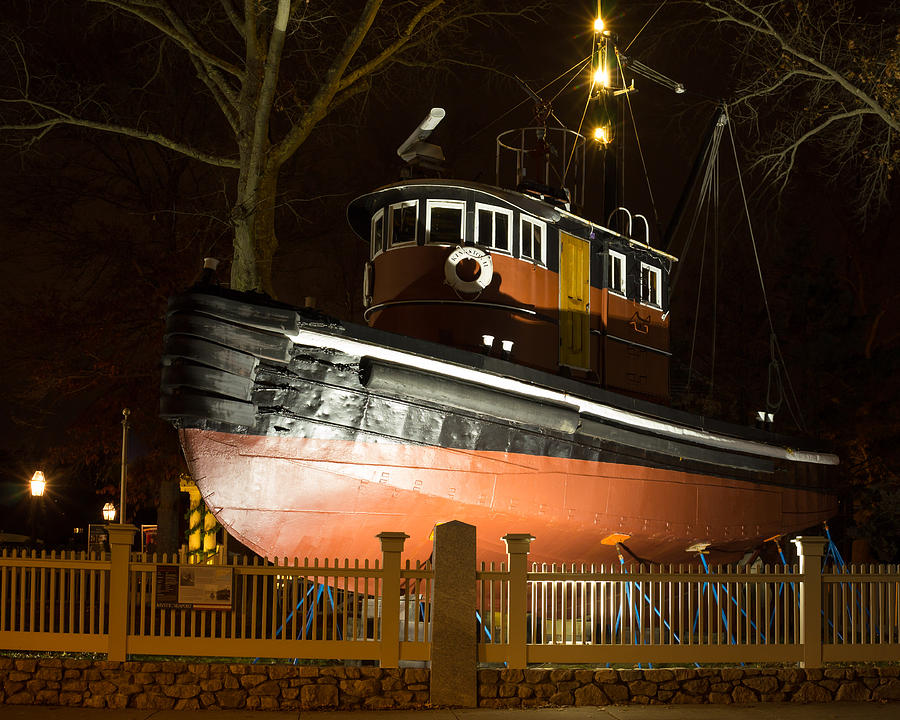 Kingston II Tugboat Photograph by Kirkodd Photography Of New England