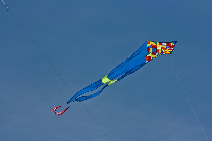 Kites Photograph - Kite 2 by Dennis Coates
