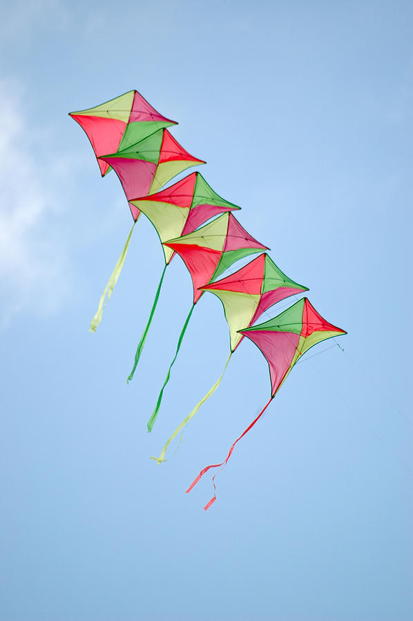 Kite Chain Photograph by Rob Huntley