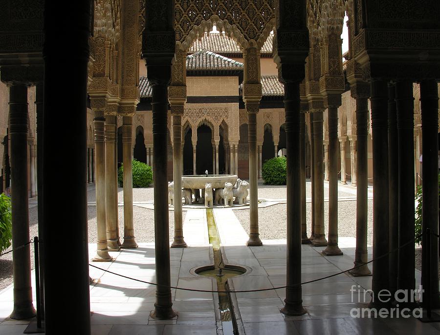 Patio de los Leones - la Alhambra Photograph by Jacqueline M Lewis