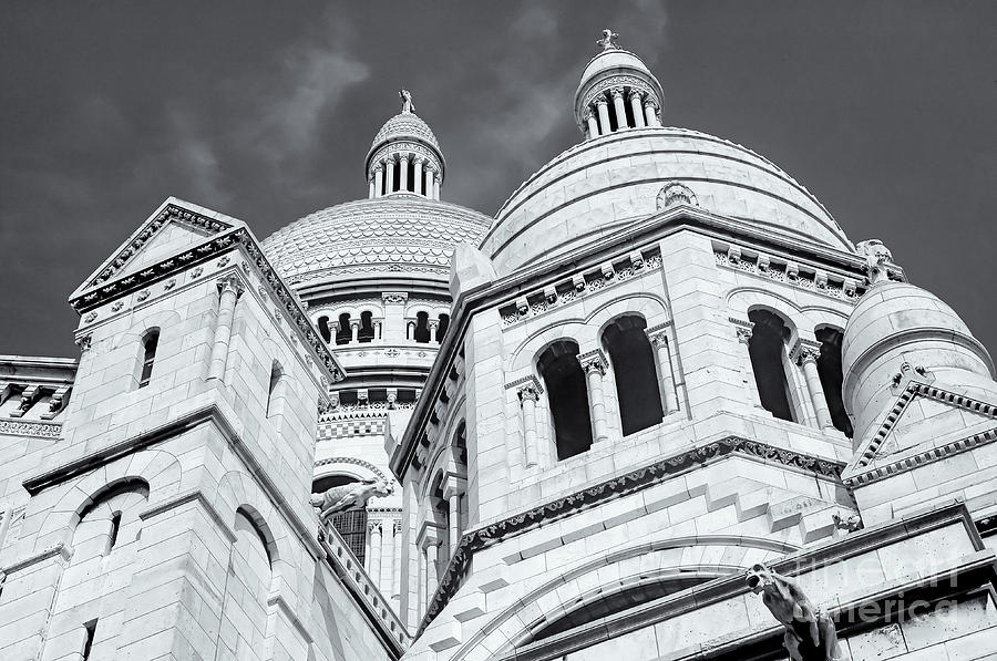 La Basilique du Sacre-Coeur II Photograph by Clarence Holmes
