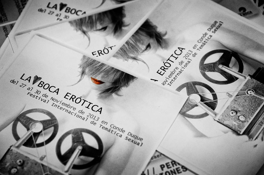 Boca Photograph - La Boca Erotica by Pablo Lopez