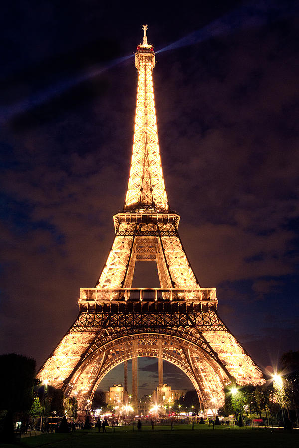 Eiffel Tower Photograph - La Dame dor by Sheri Vitullo Eiffel Tower Photograph - La Dame dor by Sheri Vitullo