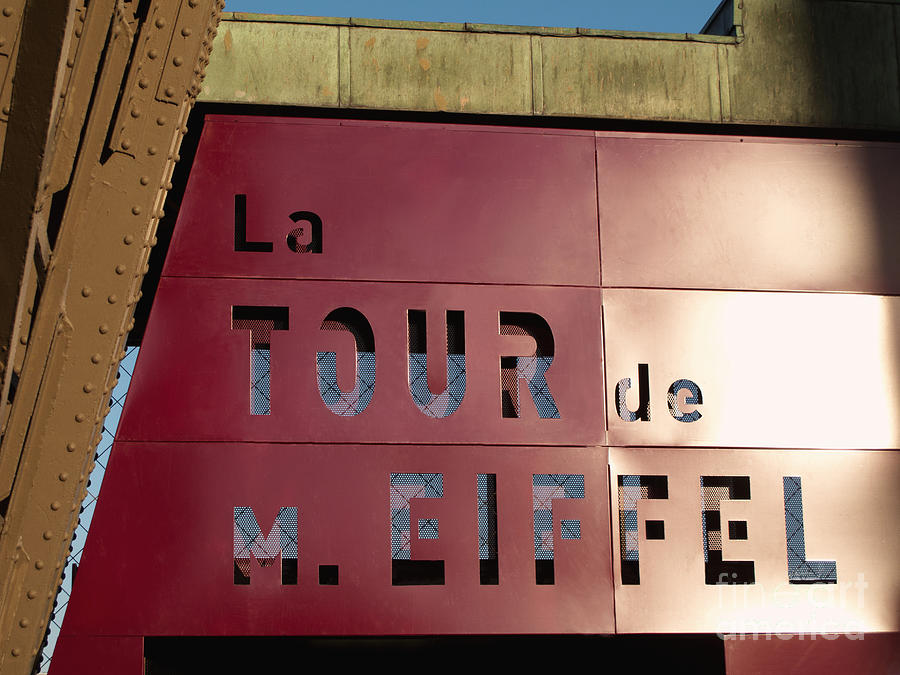 La TOUR de M. EIFFEL Photograph by Ann Horn