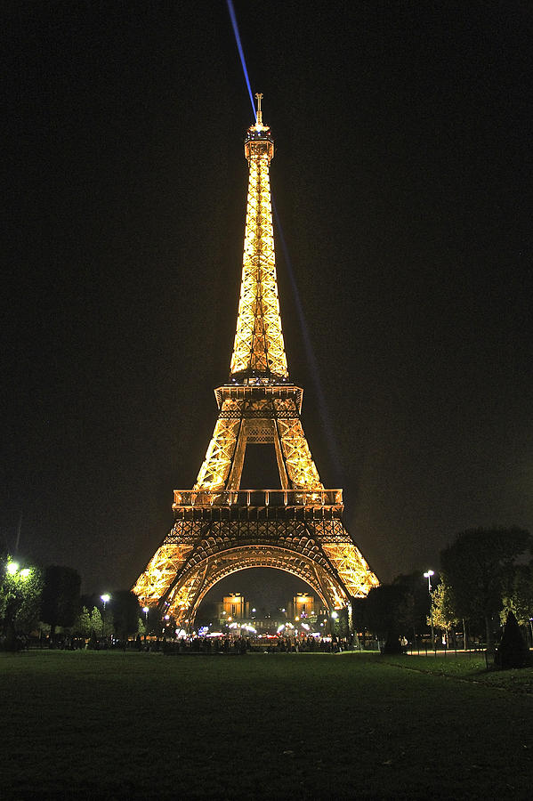 La Tour Eiffel Photograph by Donna Quante