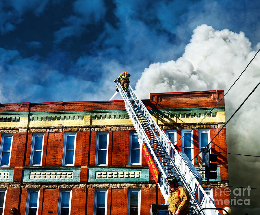 Ladder Company Response Photograph by Paul Mashburn