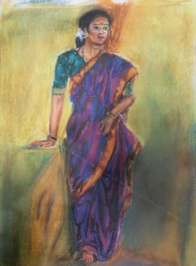 lady in traditional marathi saree navwari nidhi muktikar