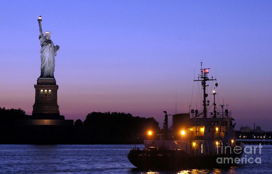 Lady Liberty at Dusk Photograph by Lilliana Mendez