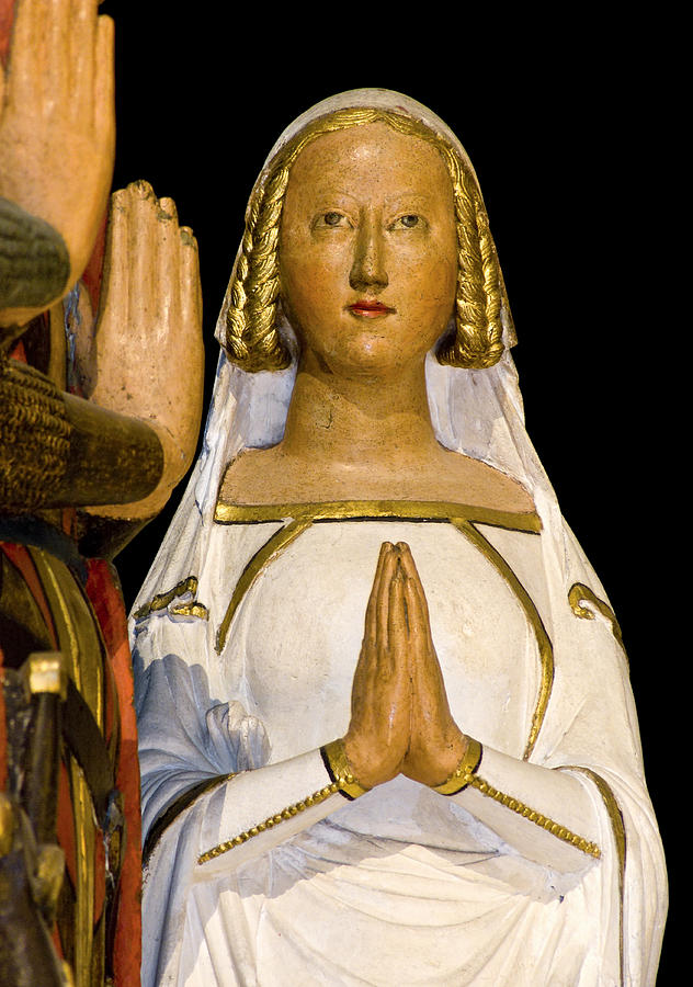 Lady praying Photograph by Charles Lupica