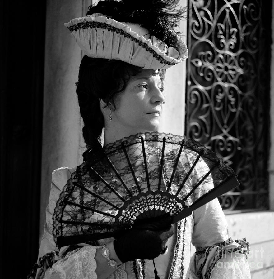 Lady with fan Photograph by Riccardo Mottola