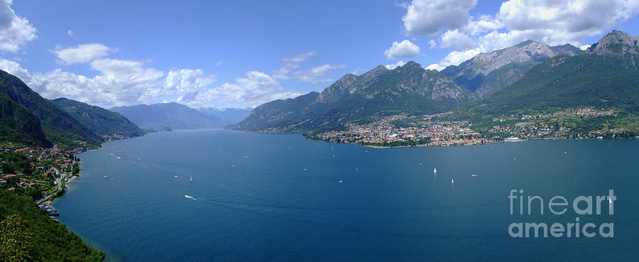 Lago di Como Photograph by Riccardo Mottola