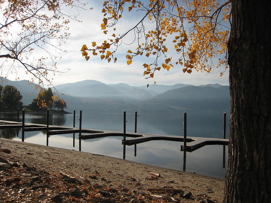 Lake Chelan Docks Photograph by Tracy Nelson Fine Art America