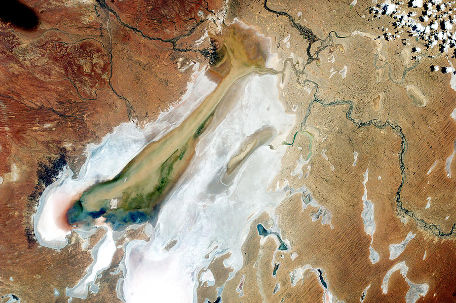 Lake Eyre, Australia Photograph by Science Source