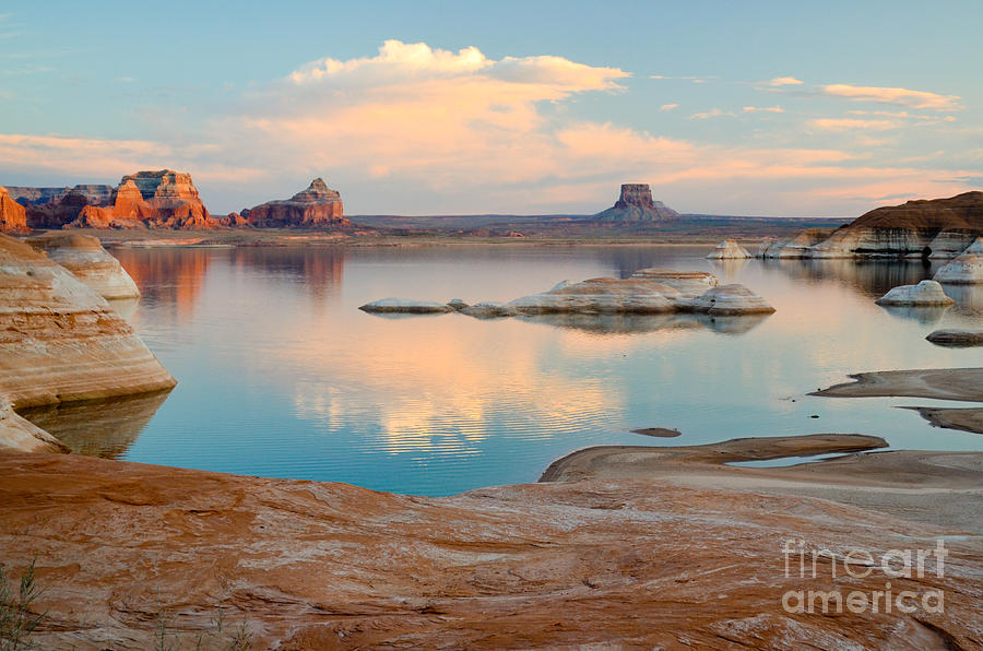 Lake Powell Tower Butte by Kate Sumners Lake Powell Tower Butte by Kate Sumners