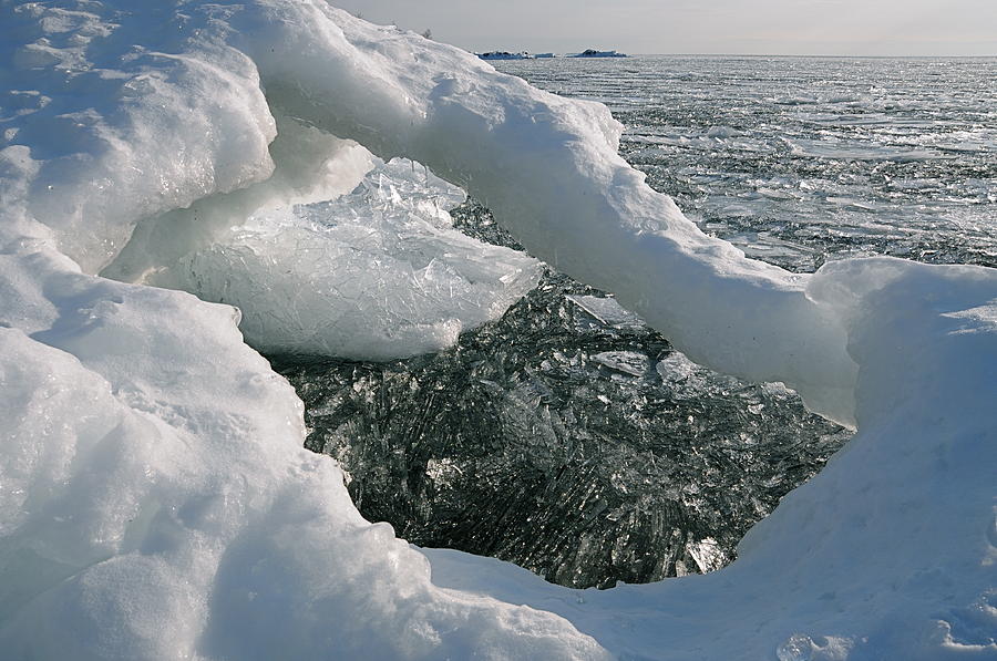 Lake Superior Ice Arch Photograph by Sandra Updyke