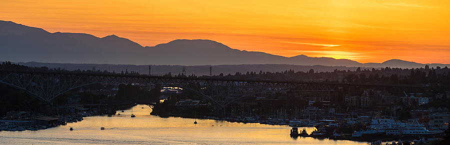 Lake Union Cascades Mountains Sunset Glow Photograph by Mike Reid