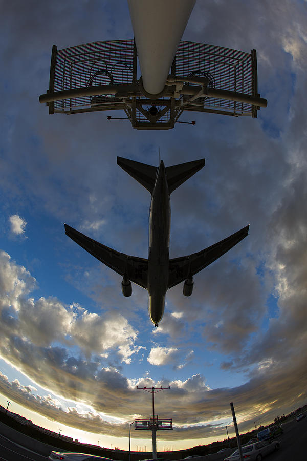 Landing at LAX  73A3680 Photograph by David Orias