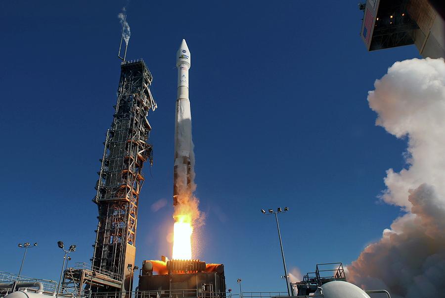 Landsat 8 Launch Photograph by Nasa - Pixels