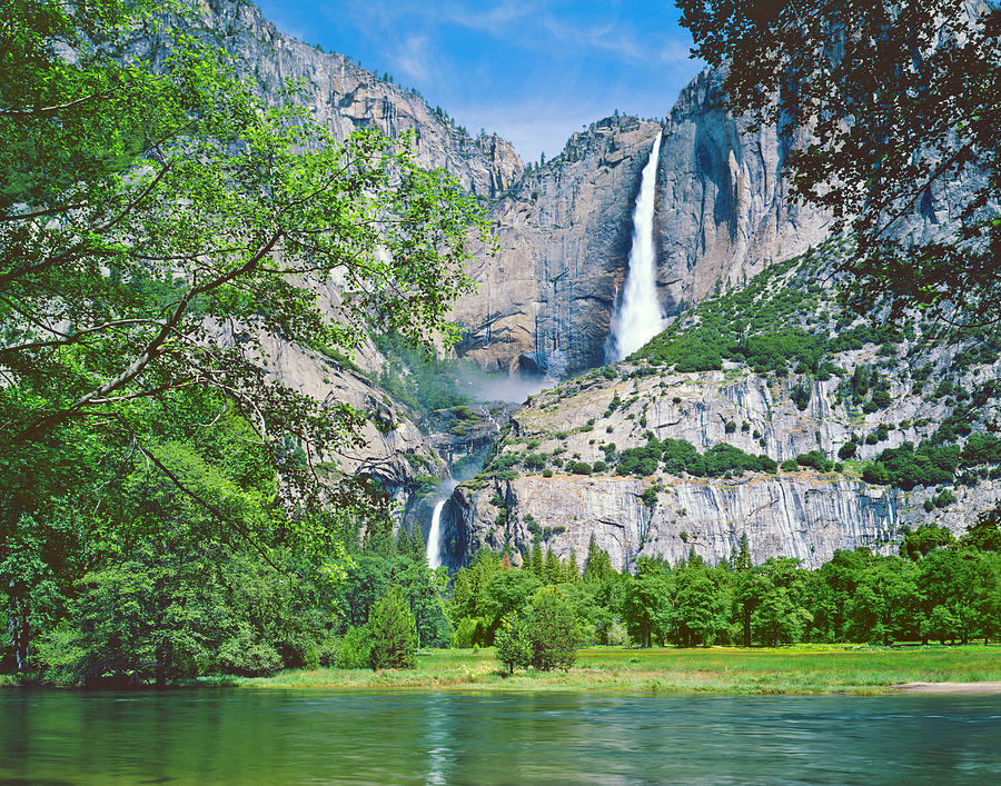 Yosemite National Park Photograph - Landscape Of Yosemite Np Spring On A by Ron thomas