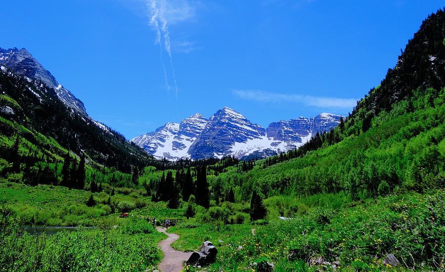 Hiking Maroon Bells Photograph by Dan Sproul