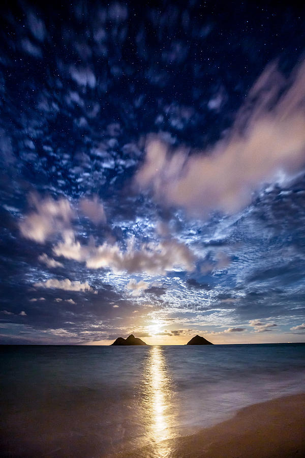 Lanikai Moonrise Photograph by Michael Ogasawara - Fine Art America