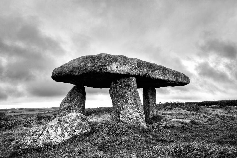 Lanyon Quoit - British Stone Age Dolmen Photograph by Mark Tisdale
