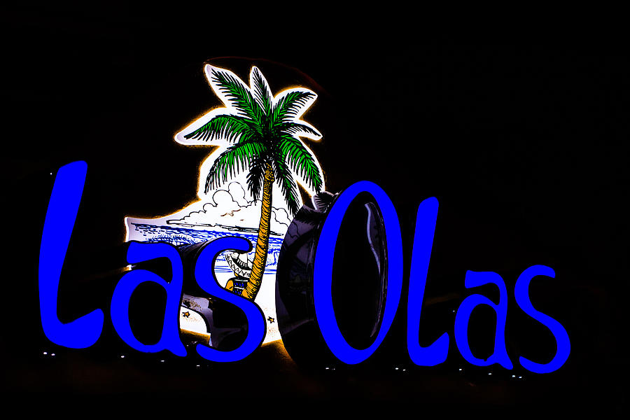 Las Olas Neon Sign Photograph by Ben Graham