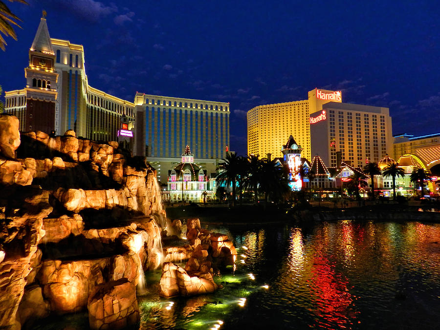 Casino Royale Photograph - Las Vegas 039 by Lance Vaughn