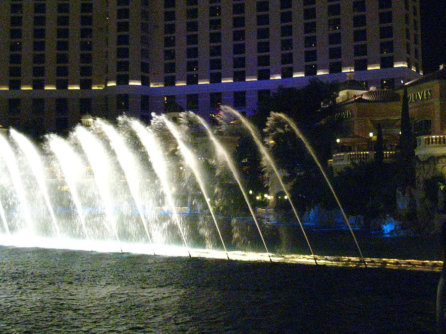 Fountain Photograph - Las Vegas - Bellagio Casino - 121217 by DC Photographer