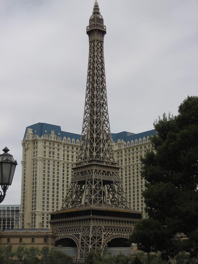 Paris Photograph - Las Vegas - Paris Casino - 12122 by DC Photographer