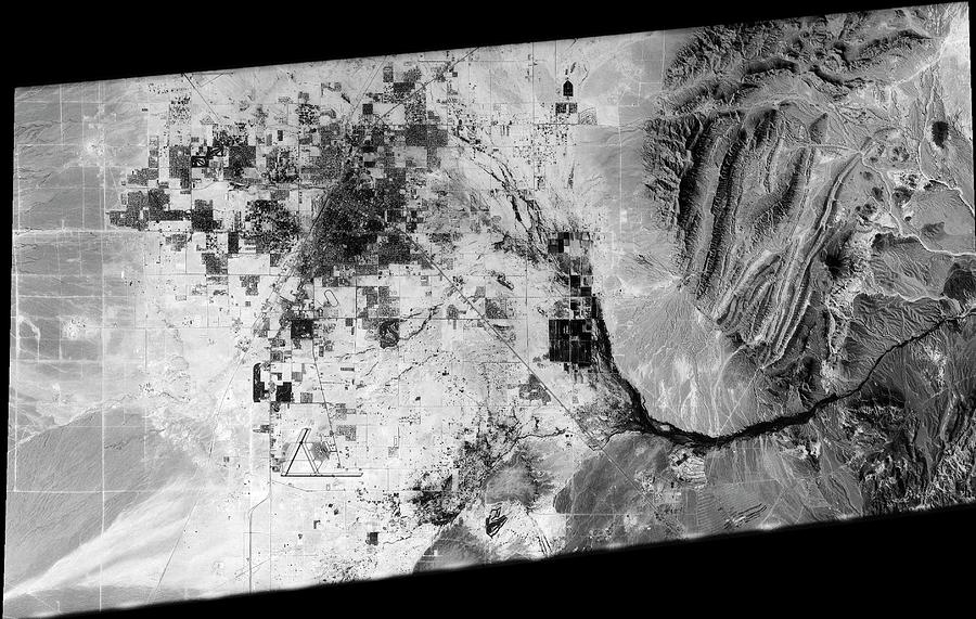 Las Vegas Photograph by Us Geological Survey/science Photo Library