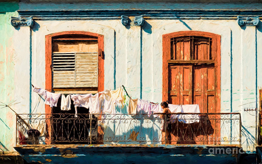 Laundry Day Photograph by Les Palenik