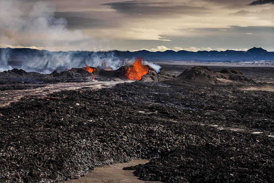 Color Image Photograph - Lava And Plumes From The Holuhraun by Panoramic Images