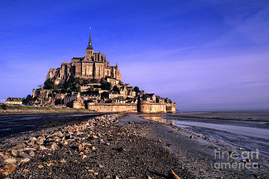 Le Mont St. Michel Photograph by Bill Bachmann