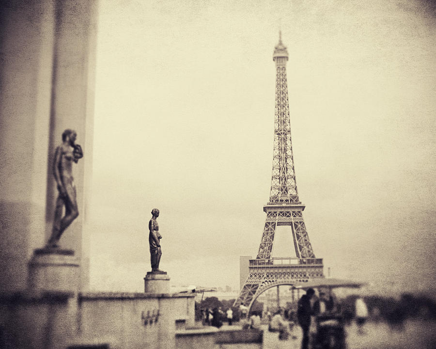 Le Petit Paris Photograph by Studio Yuki