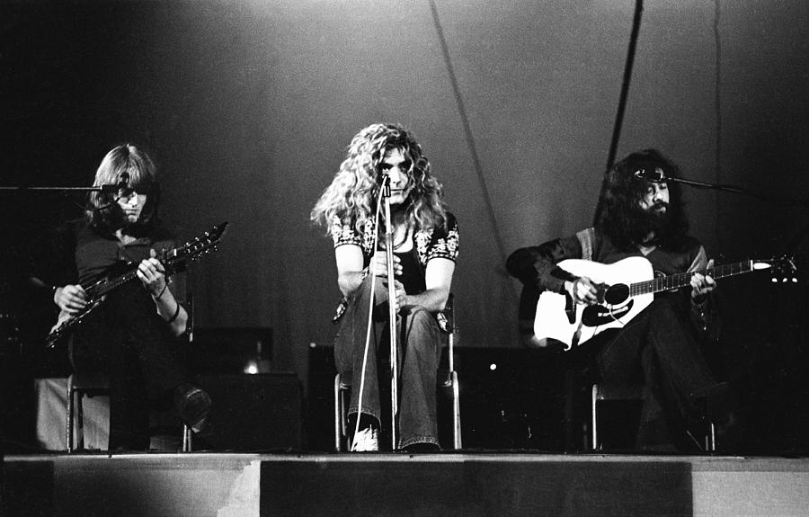 Led Zeppelin Photograph - Led Zeppelin 1971 by Chris Walter