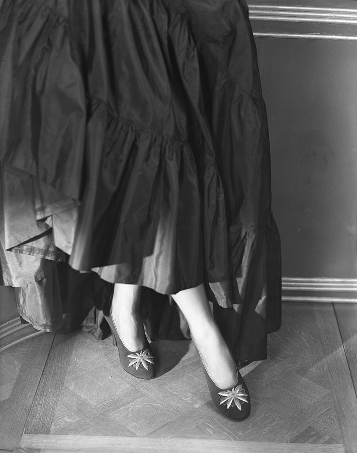 Legs Of Carroll Boissevain Wearing Faille Pumps Photograph by Horst P. Horst