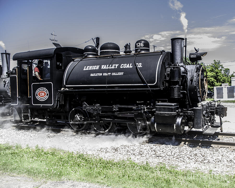 Lehigh Valley Coal Co. Photograph by Ronald Grogan