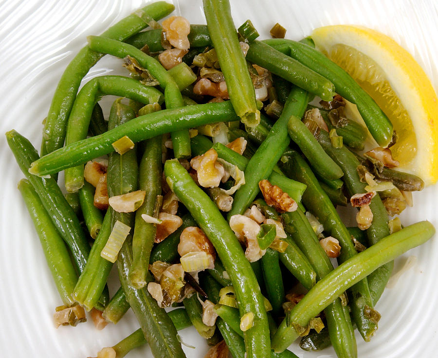 Lemon-walnut Green Beans Photograph by Science Source