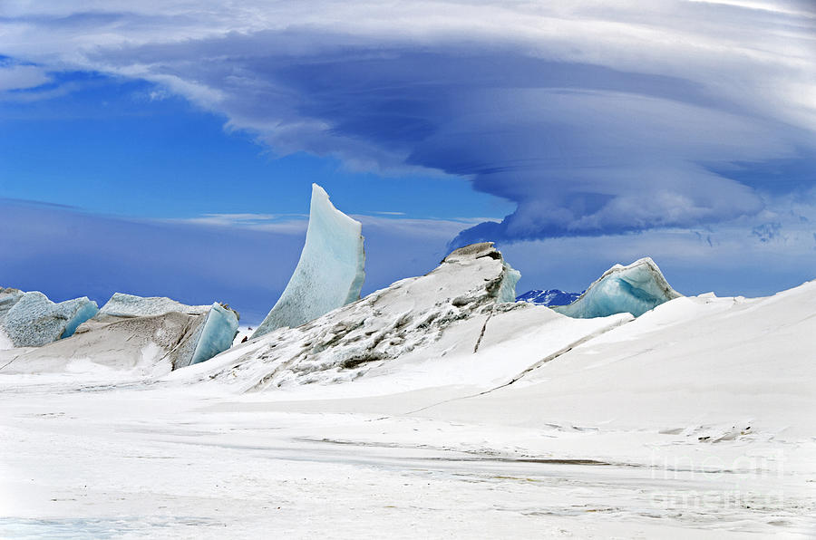 Antarctica Photograph - Lenticular Cloud And Pressure Ridge by Science Source