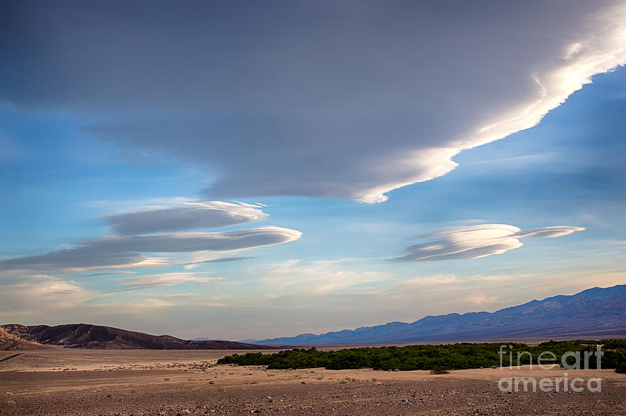 Lenticular Clouds Over Death Valley Photograph by Mimi Ditchie