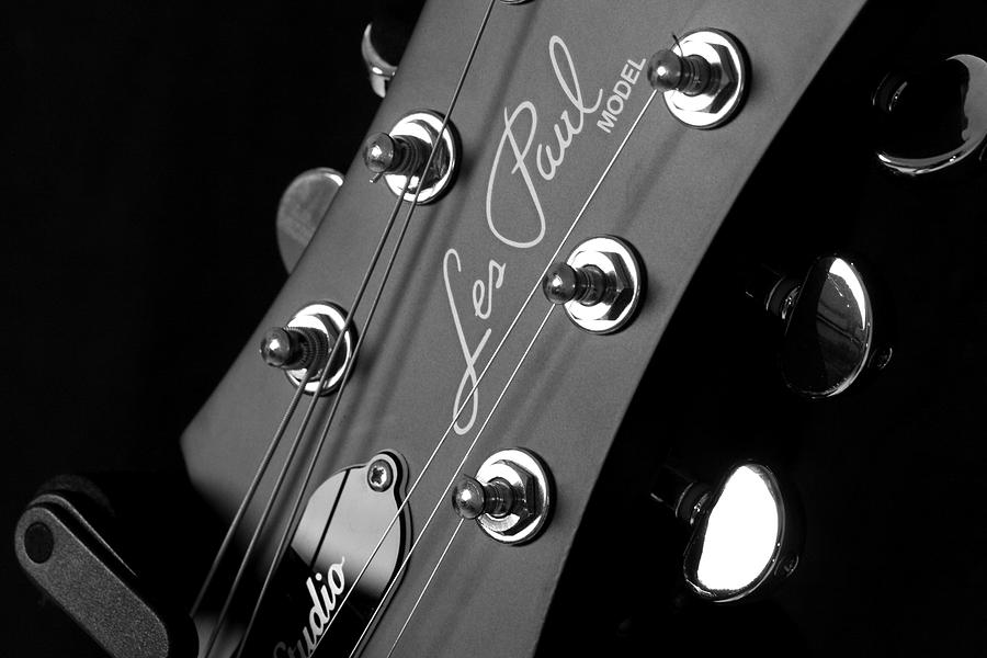 Les Paul Gibson Guitar Photograph by Gord Patterson - Pixels