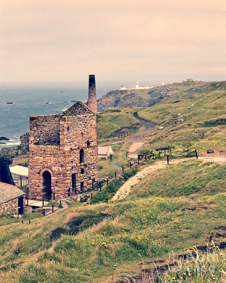 Levant Tin Mine Photograph by Linsey Williams
